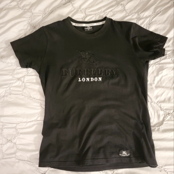 Women's Burberry London Size Small Black T-shirt - Picture 2 of 5